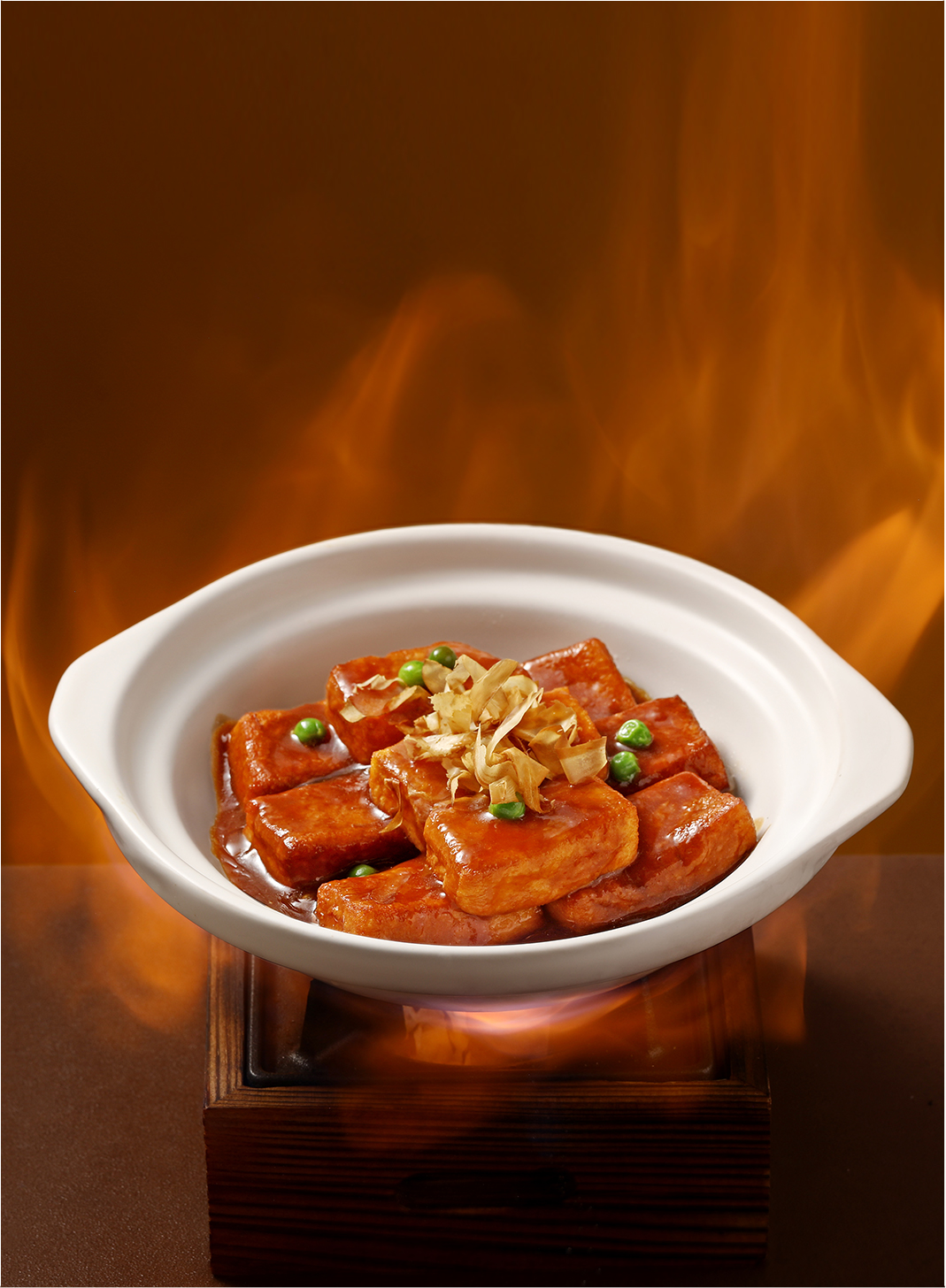 鲍汁焖煮
鸡蛋豆腐